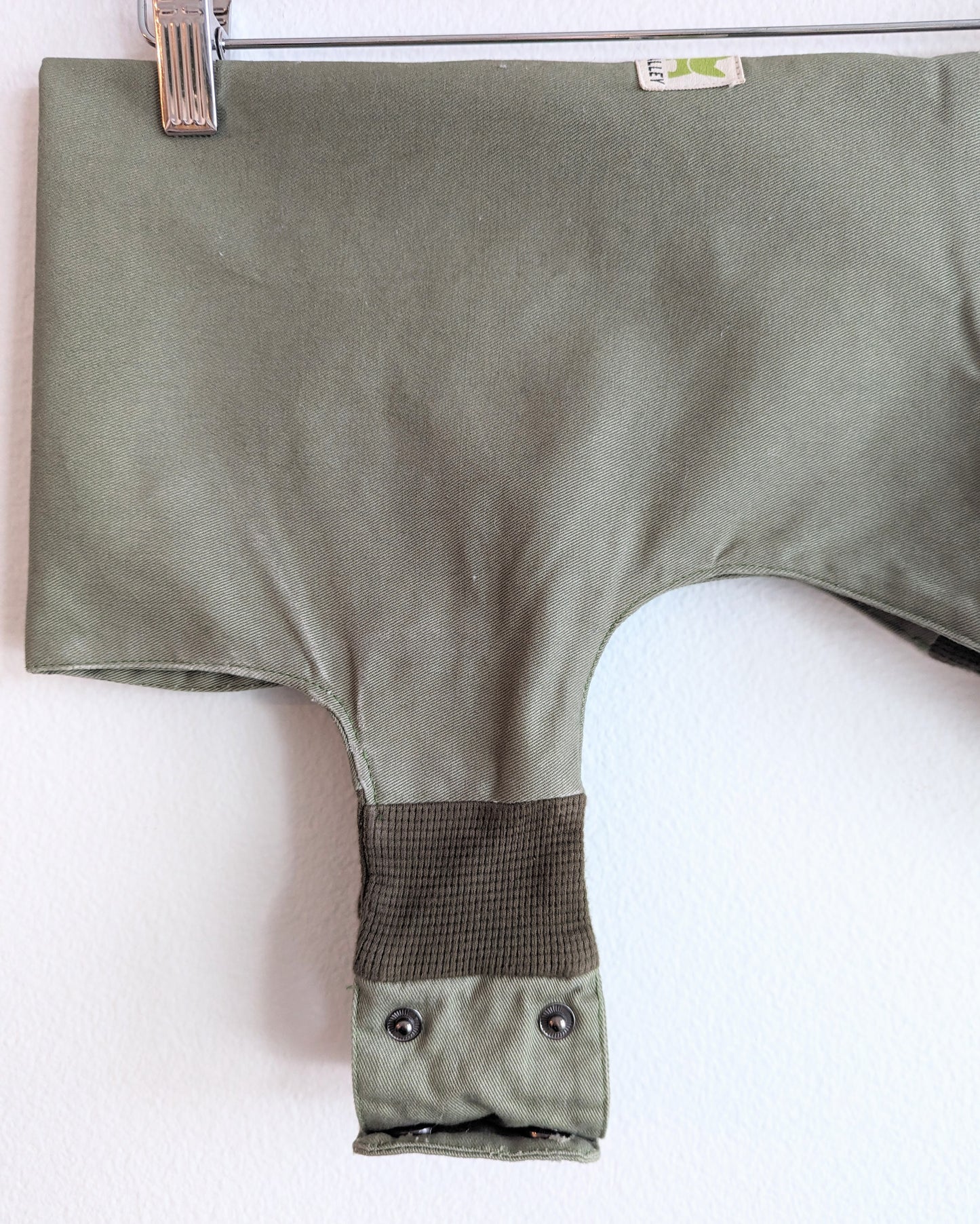 Pre-loved Thyme Raincoat - Size M