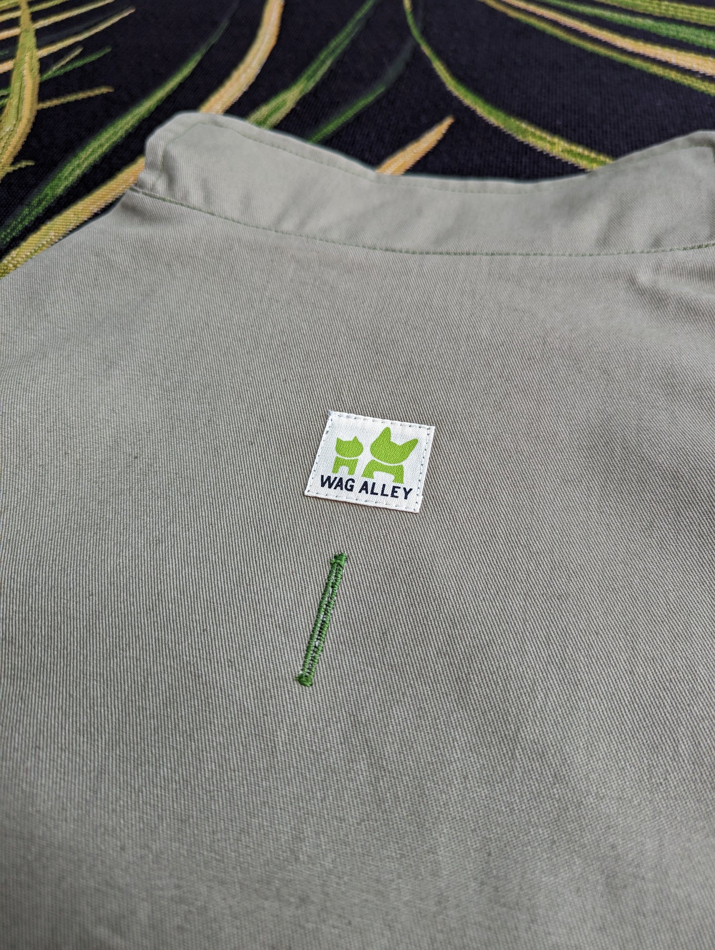 Plastic-Free Raincoat Thyme